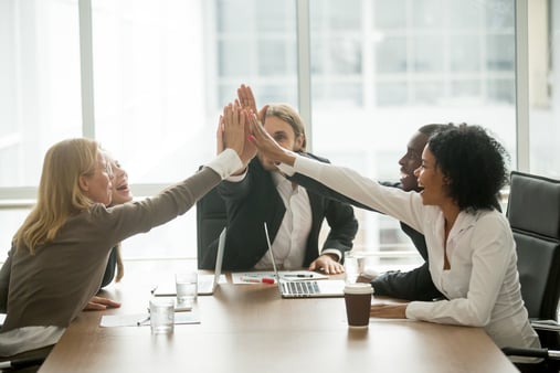 Interested in cultivating a culture of peer recognition? Start by understanding the importance, benefits, and tips to facilitate recognition in your organization!